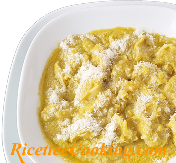 Tortelli in passato di verdure e legumi